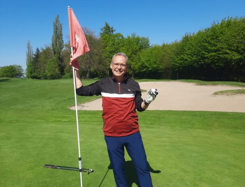 Hole in One von Christian Schwarze